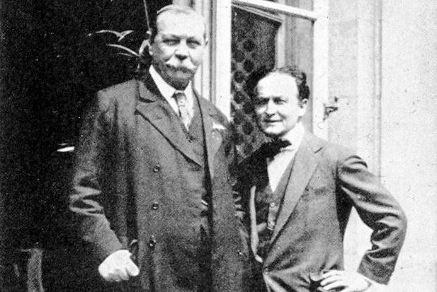 Houdini &Amp; Conan Doyle