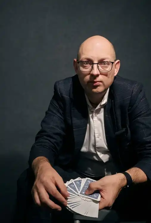 Adrian Salamon Magician 1 1